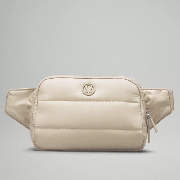 Lululemon Everywhere Belt Bag Large 2L Wunder Puff in Trench - Picture 2 of 9